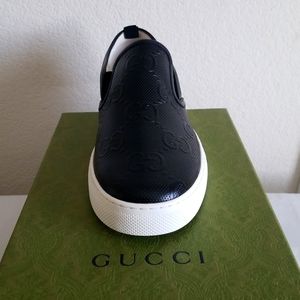 NWT, IN BOX, TWO DUSTBAGS, GUCCI BLACK TENNIS